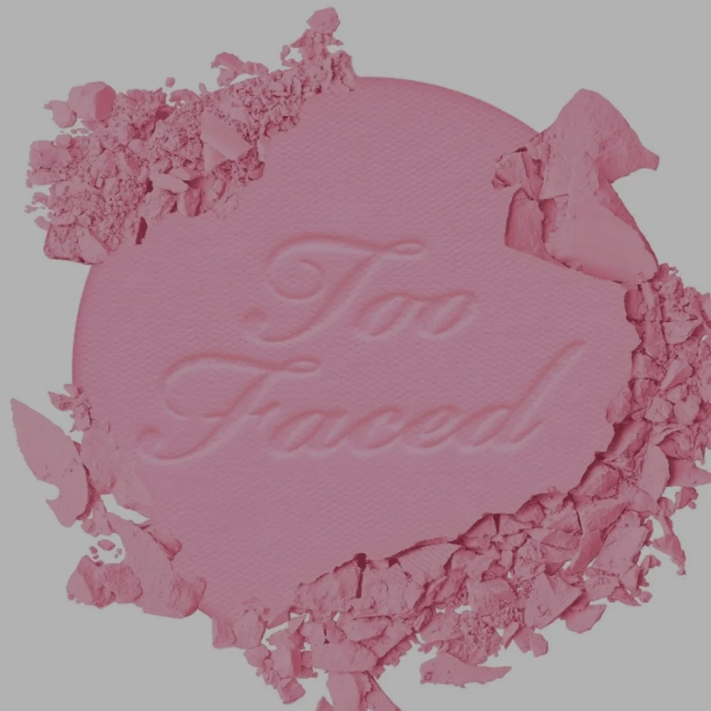 Too Faced Cloud Crush Blurring Blush Candy Cloud. BNIB